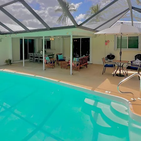 Villa Cape Coral Escape Near Dtwn With Private Pool!